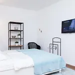Old Town Rovinj Apartments By Irundo